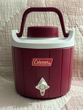VINTAGE DARK RED COLEMAN GALLON WATER JUG WITH LID AND SPOUT
